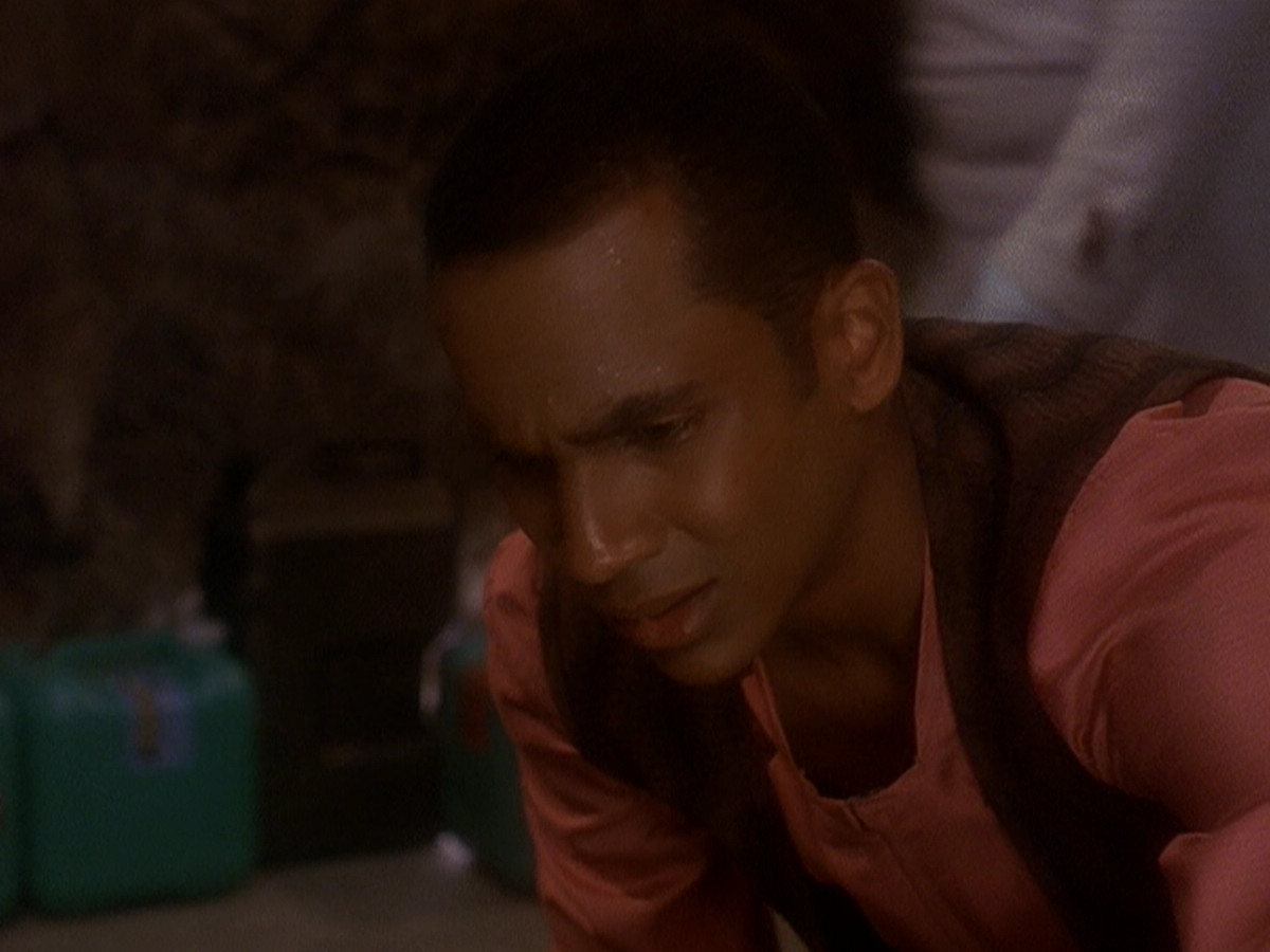 extant_StarTrek_DS9_5x04-NorTheBattleToTheStrong_00750.jpg