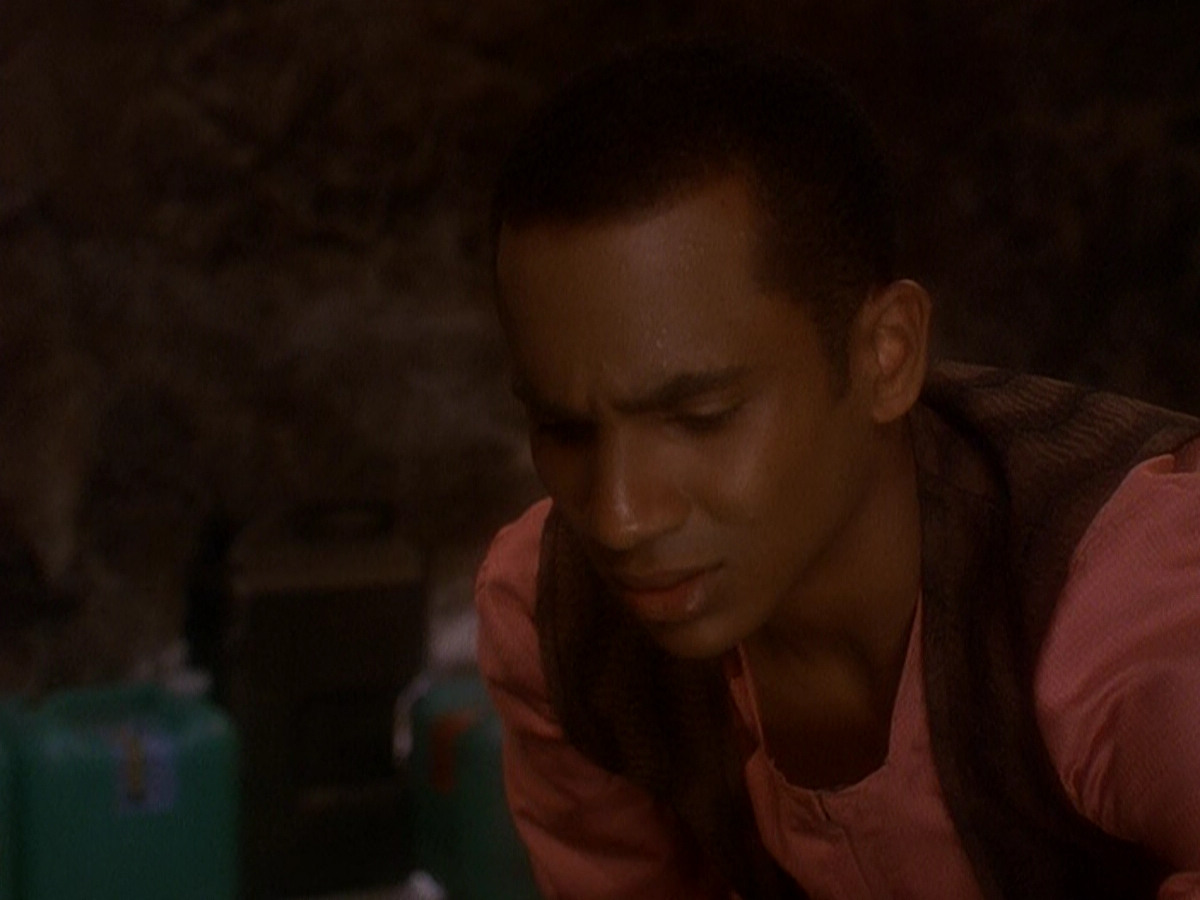 extant_StarTrek_DS9_5x04-NorTheBattleToTheStrong_00768.jpg