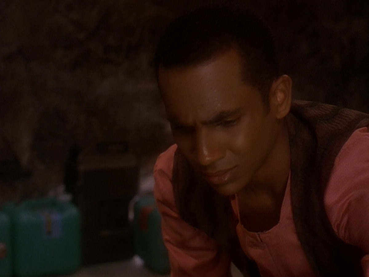 extant_StarTrek_DS9_5x04-NorTheBattleToTheStrong_00769.jpg