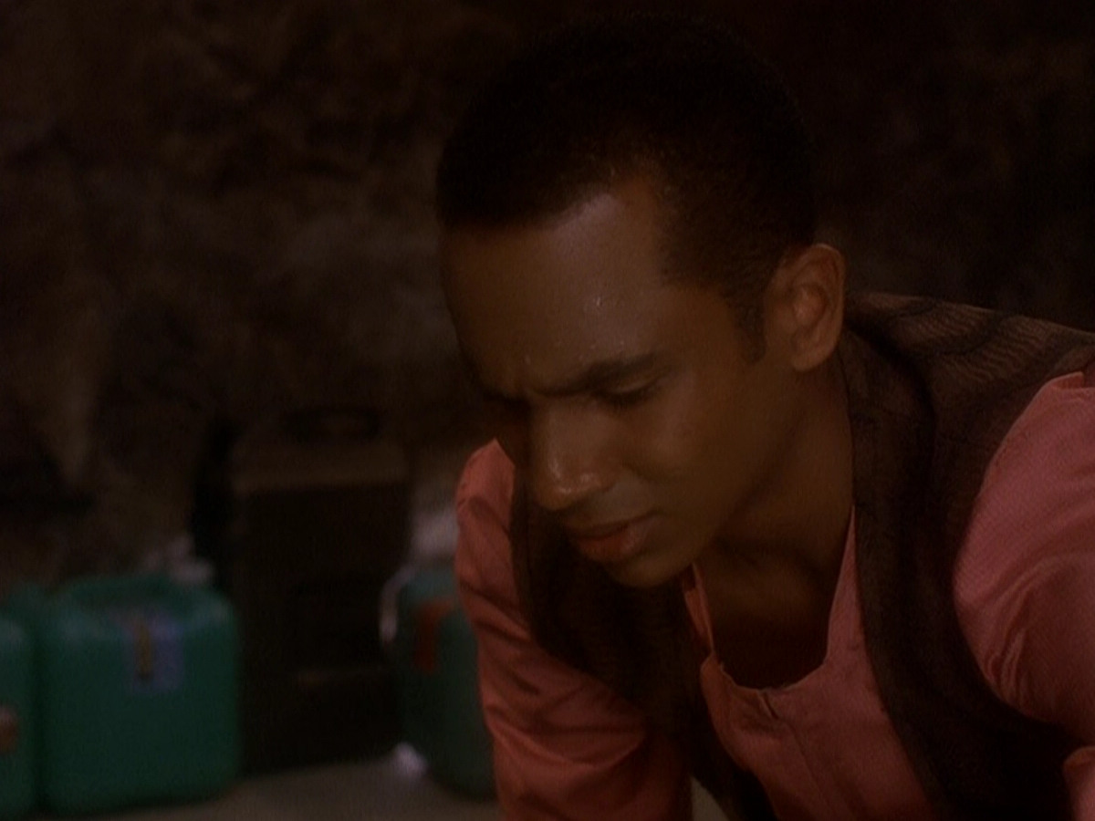 extant_StarTrek_DS9_5x04-NorTheBattleToTheStrong_00770.jpg