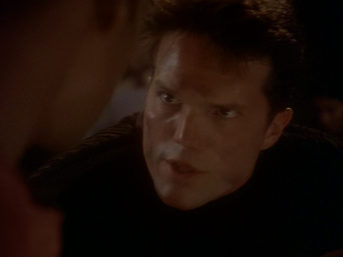 extant_StarTrek_DS9_5x04-NorTheBattleToTheStrong_00819.jpg