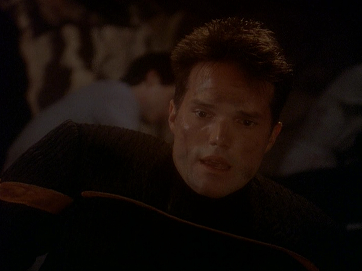extant_StarTrek_DS9_5x04-NorTheBattleToTheStrong_00853.jpg