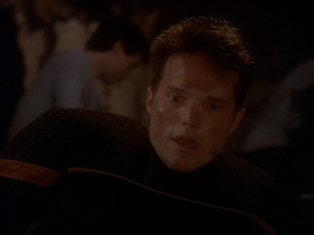 extant_StarTrek_DS9_5x04-NorTheBattleToTheStrong_00857.jpg