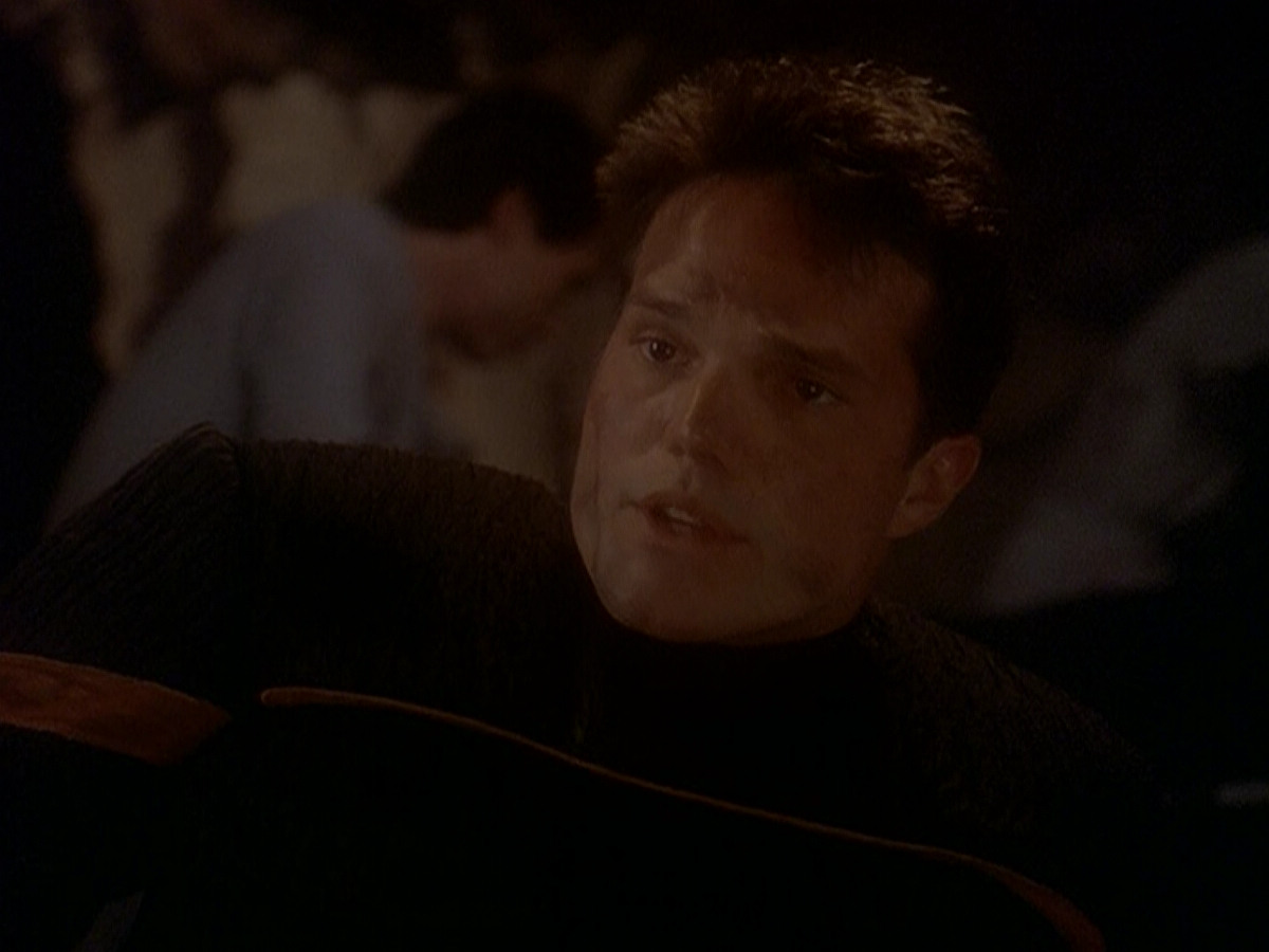 extant_StarTrek_DS9_5x04-NorTheBattleToTheStrong_00860.jpg