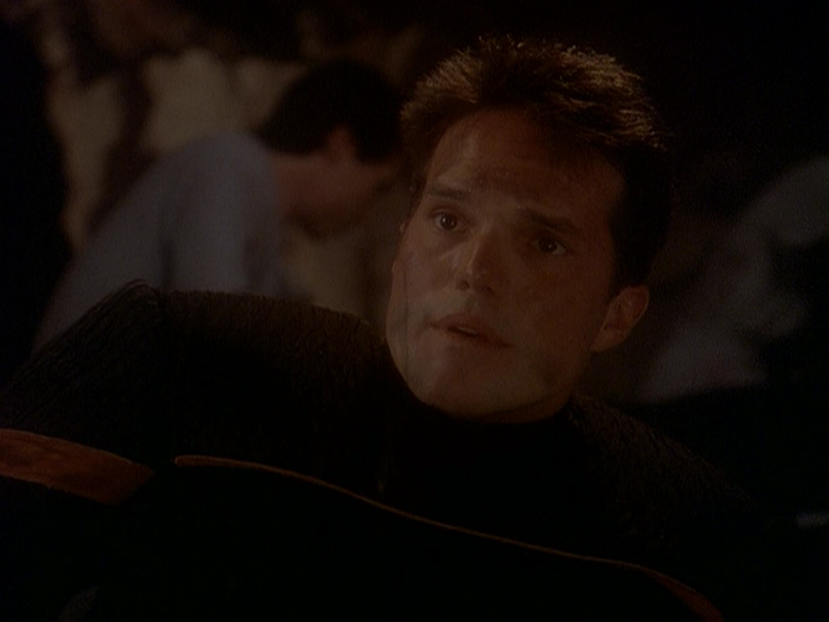 extant_StarTrek_DS9_5x04-NorTheBattleToTheStrong_00861.jpg