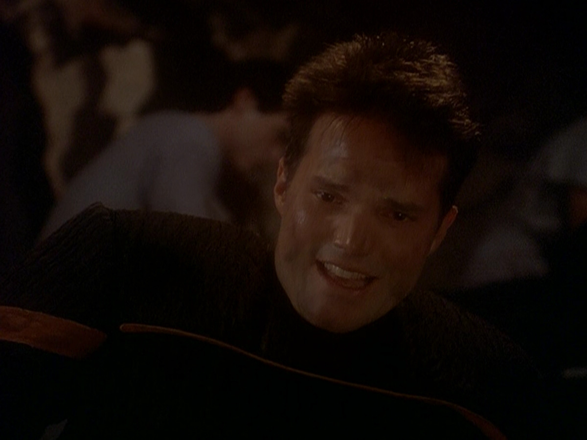 extant_StarTrek_DS9_5x04-NorTheBattleToTheStrong_00871.jpg