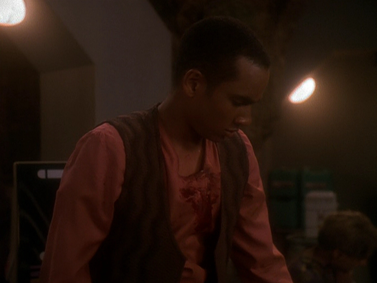 extant_StarTrek_DS9_5x04-NorTheBattleToTheStrong_00956.jpg