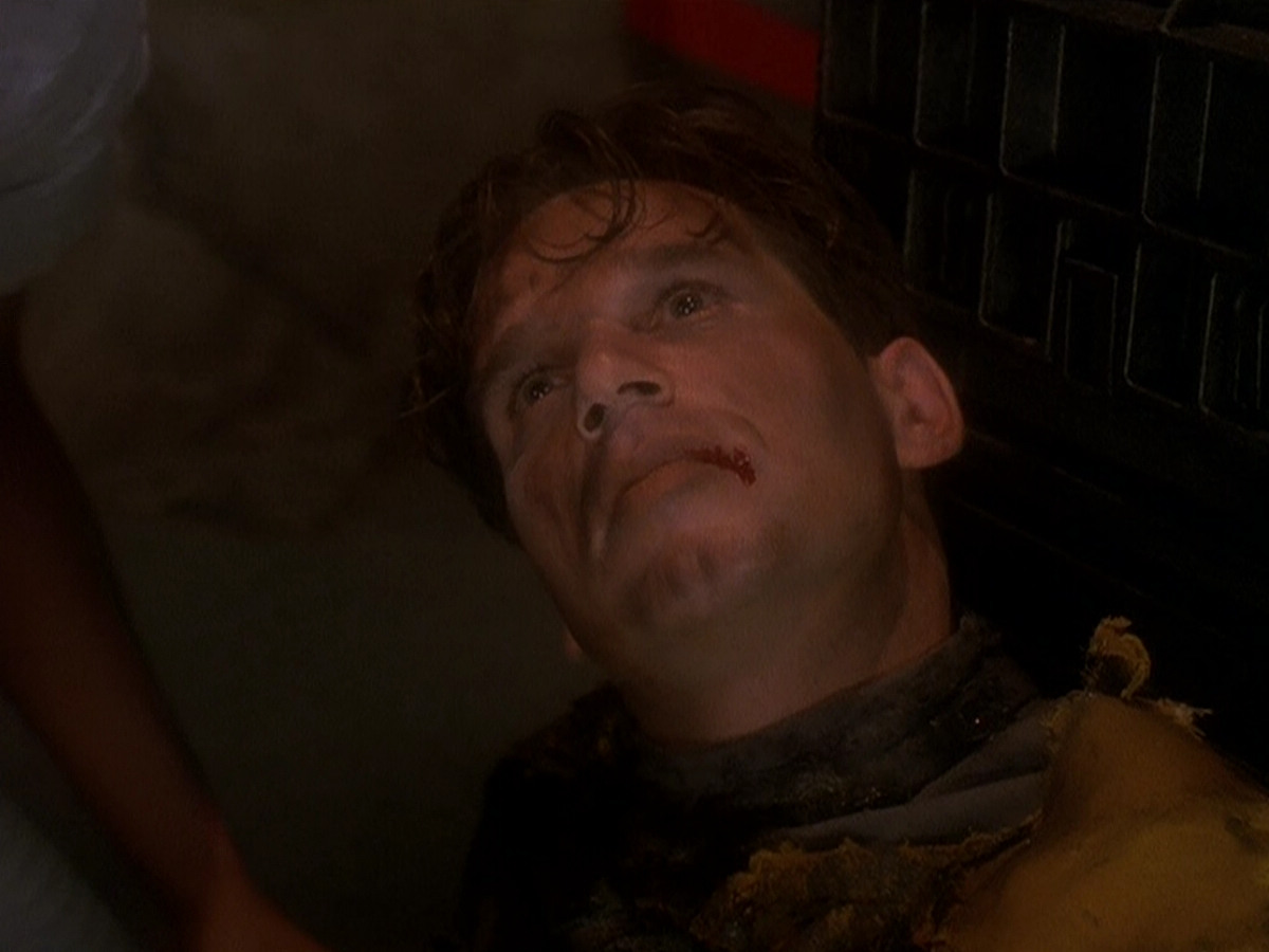 extant_StarTrek_DS9_5x04-NorTheBattleToTheStrong_01008.jpg