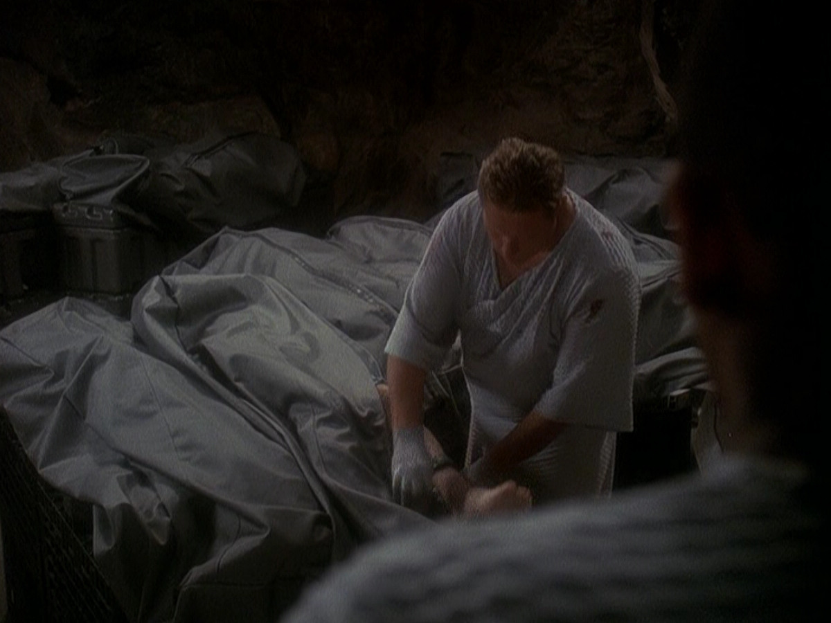 extant_StarTrek_DS9_5x04-NorTheBattleToTheStrong_01032.jpg