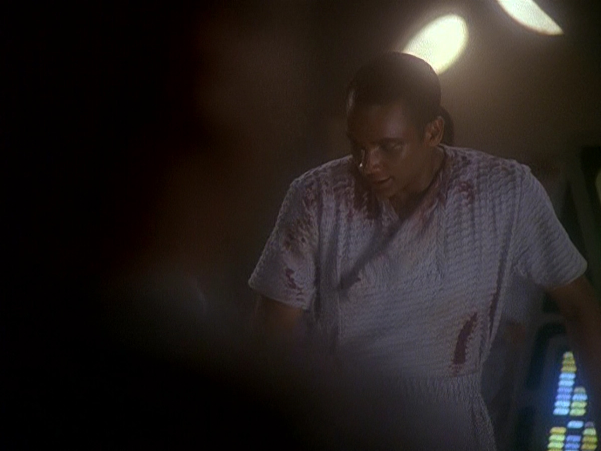 extant_StarTrek_DS9_5x04-NorTheBattleToTheStrong_01076.jpg