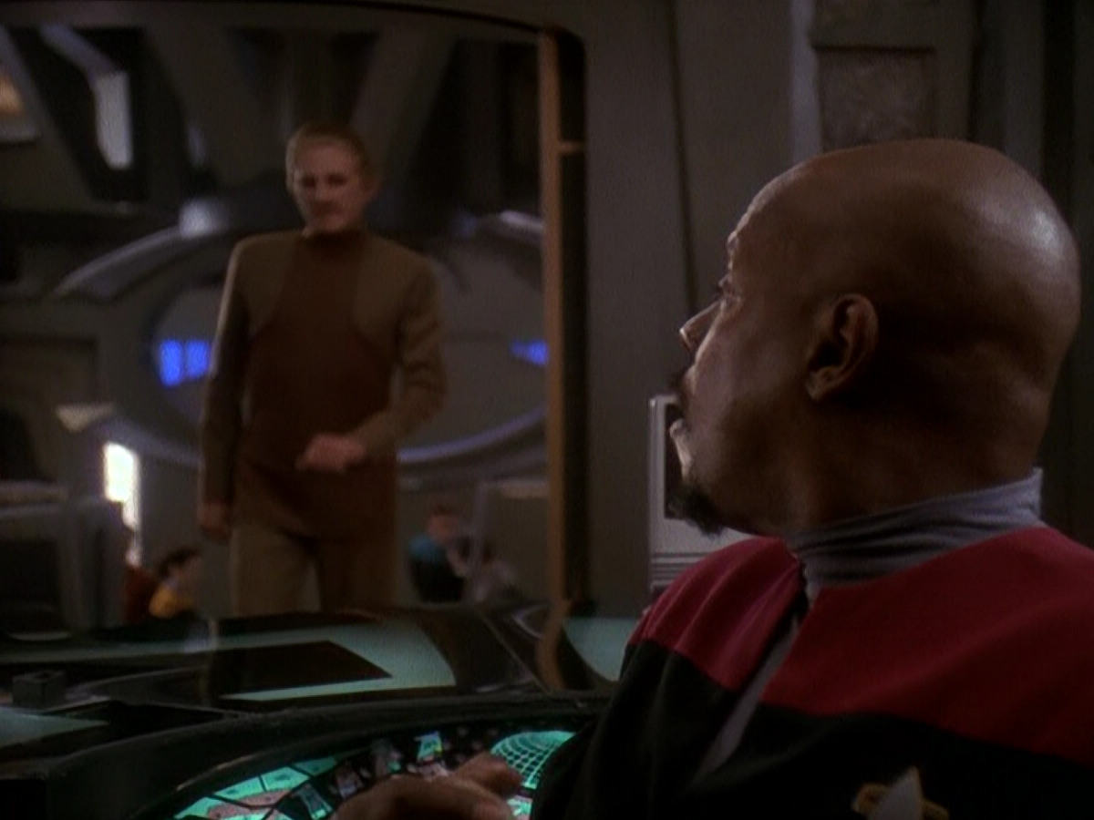 extant_StarTrek_DS9_5x04-NorTheBattleToTheStrong_01116.jpg