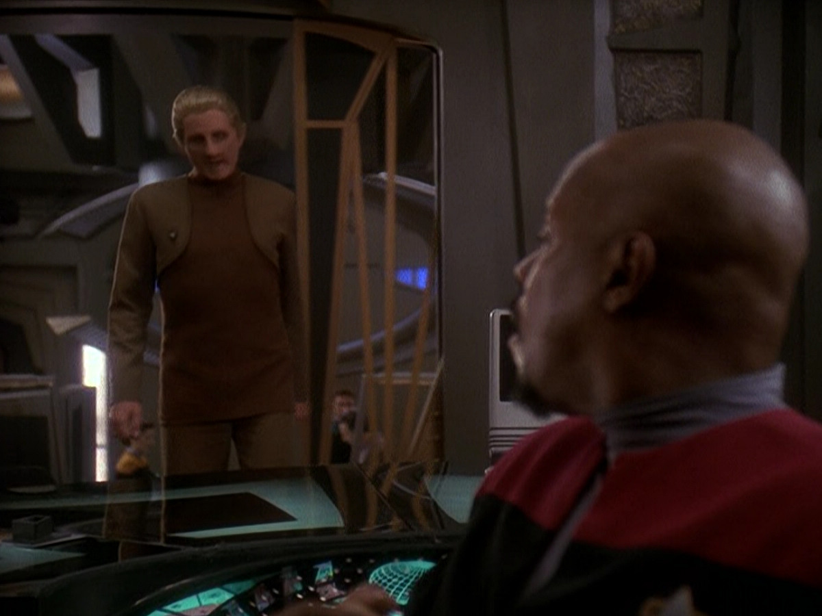 extant_StarTrek_DS9_5x04-NorTheBattleToTheStrong_01117.jpg