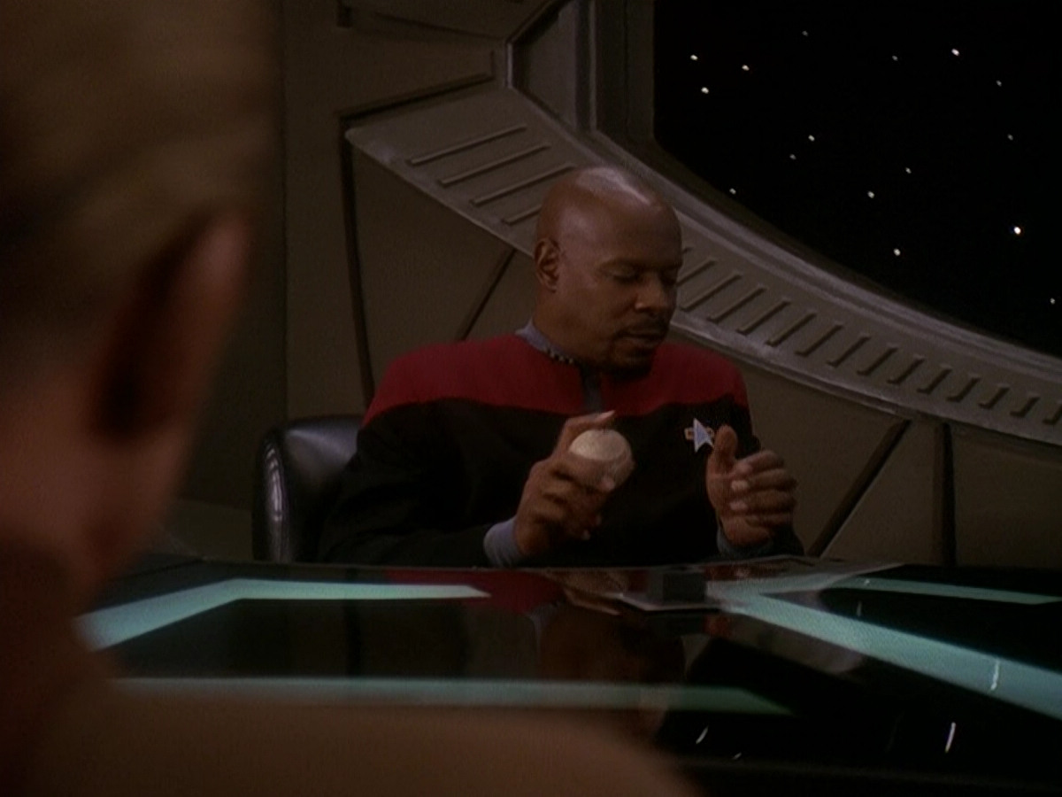 extant_StarTrek_DS9_5x04-NorTheBattleToTheStrong_01238.jpg