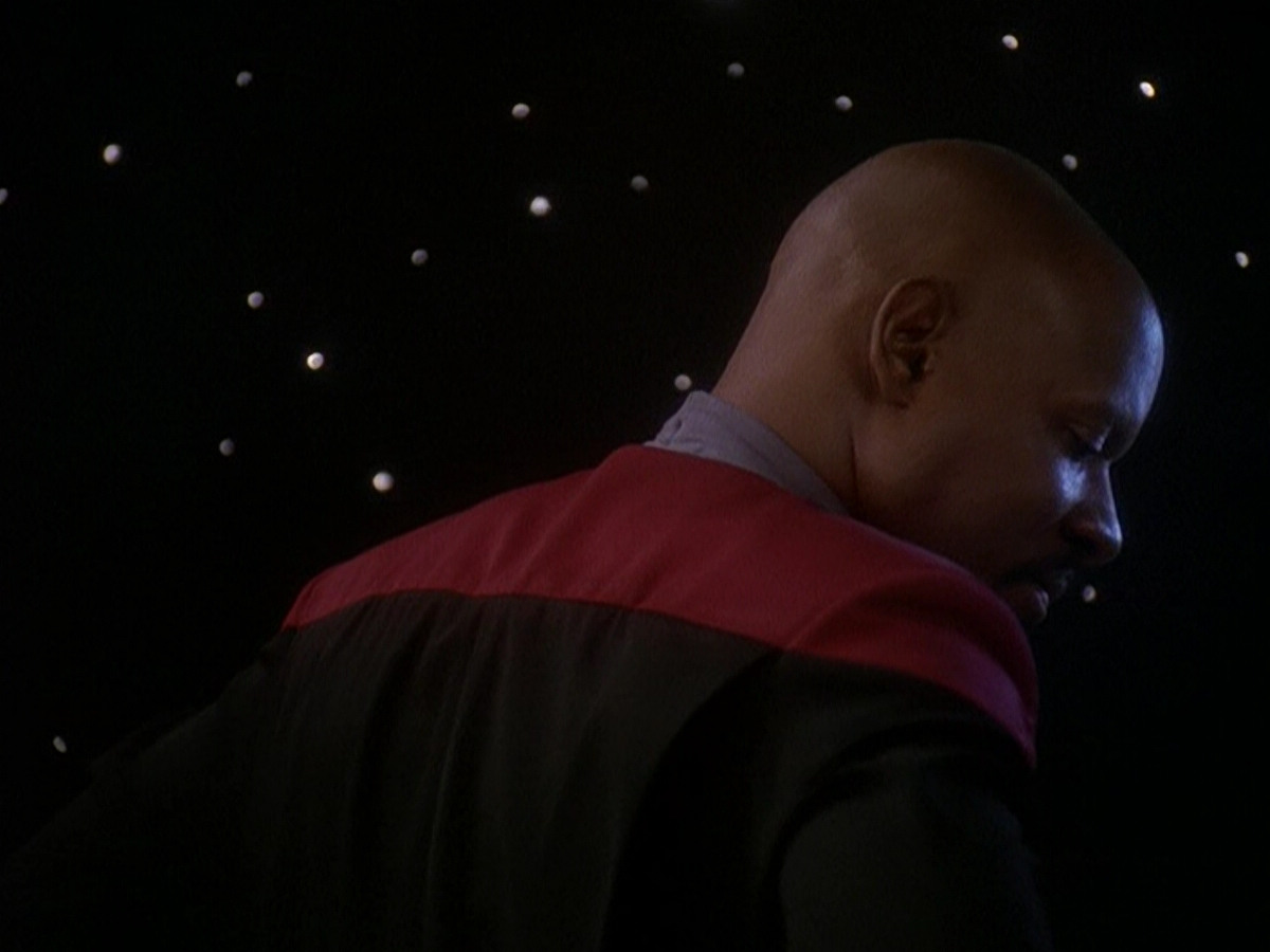 extant_StarTrek_DS9_5x04-NorTheBattleToTheStrong_01266.jpg