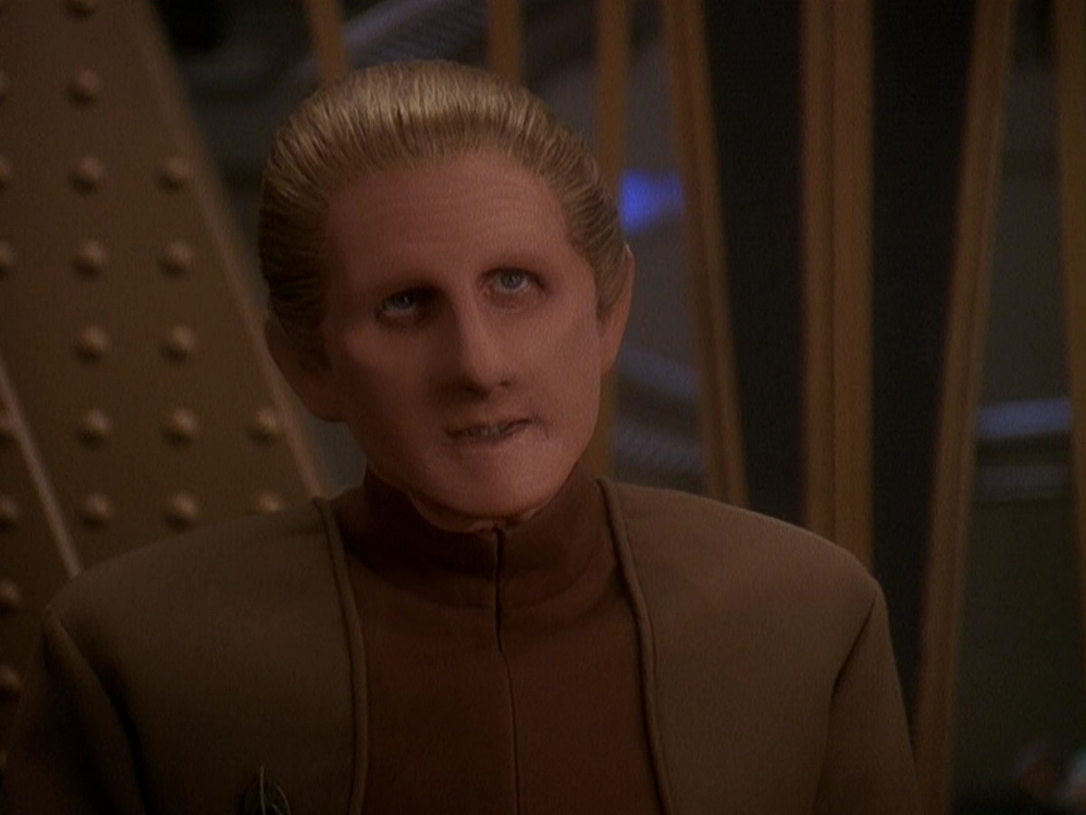 extant_StarTrek_DS9_5x04-NorTheBattleToTheStrong_01326.jpg