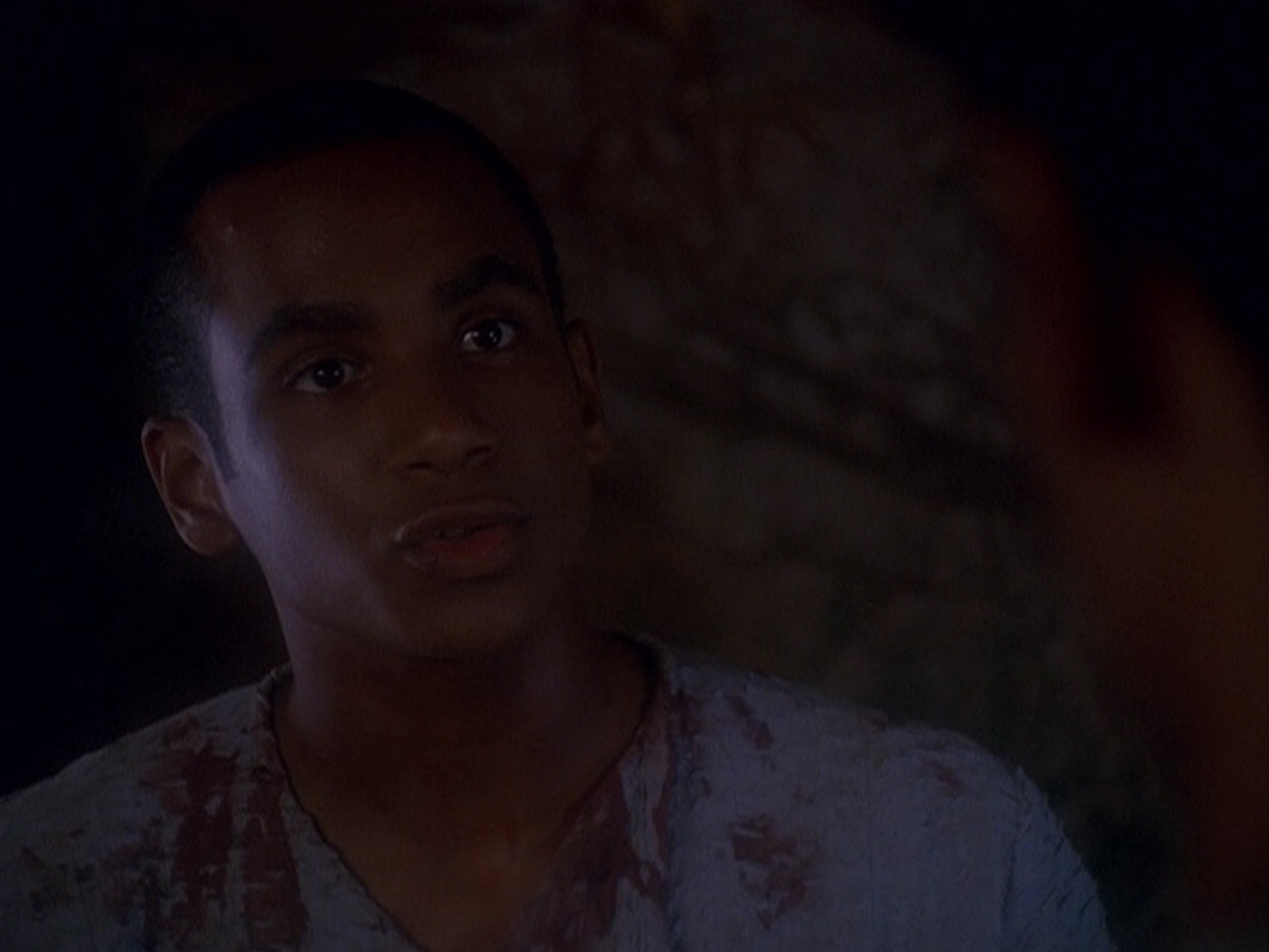 extant_StarTrek_DS9_5x04-NorTheBattleToTheStrong_01476.jpg