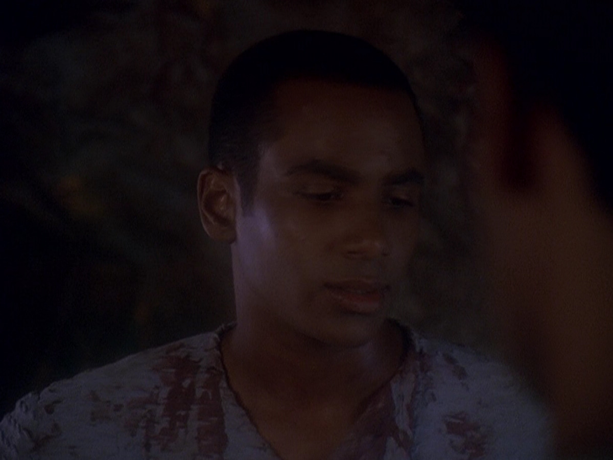 extant_StarTrek_DS9_5x04-NorTheBattleToTheStrong_01484.jpg