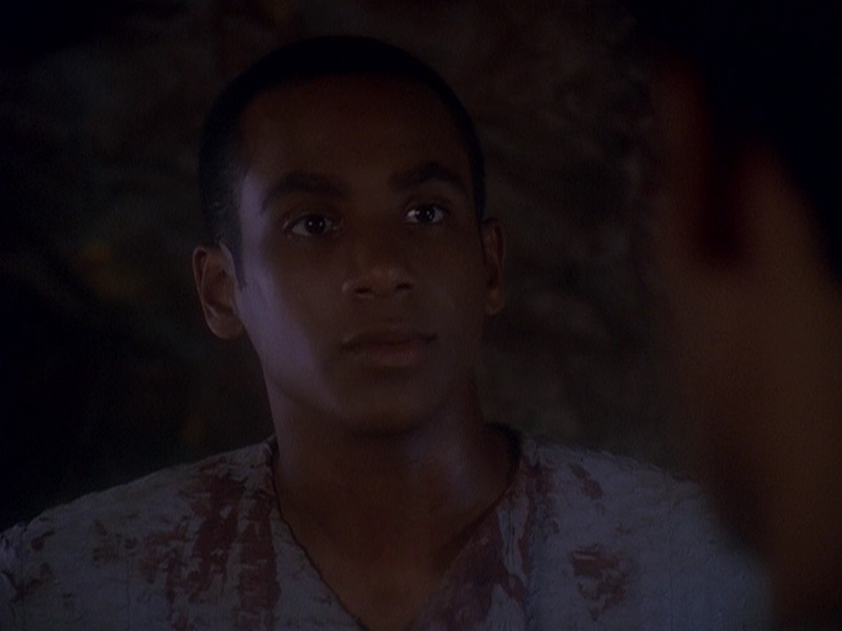 extant_StarTrek_DS9_5x04-NorTheBattleToTheStrong_01488.jpg