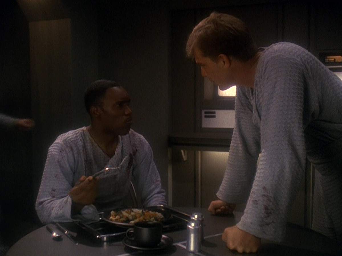 extant_StarTrek_DS9_5x04-NorTheBattleToTheStrong_01502.jpg
