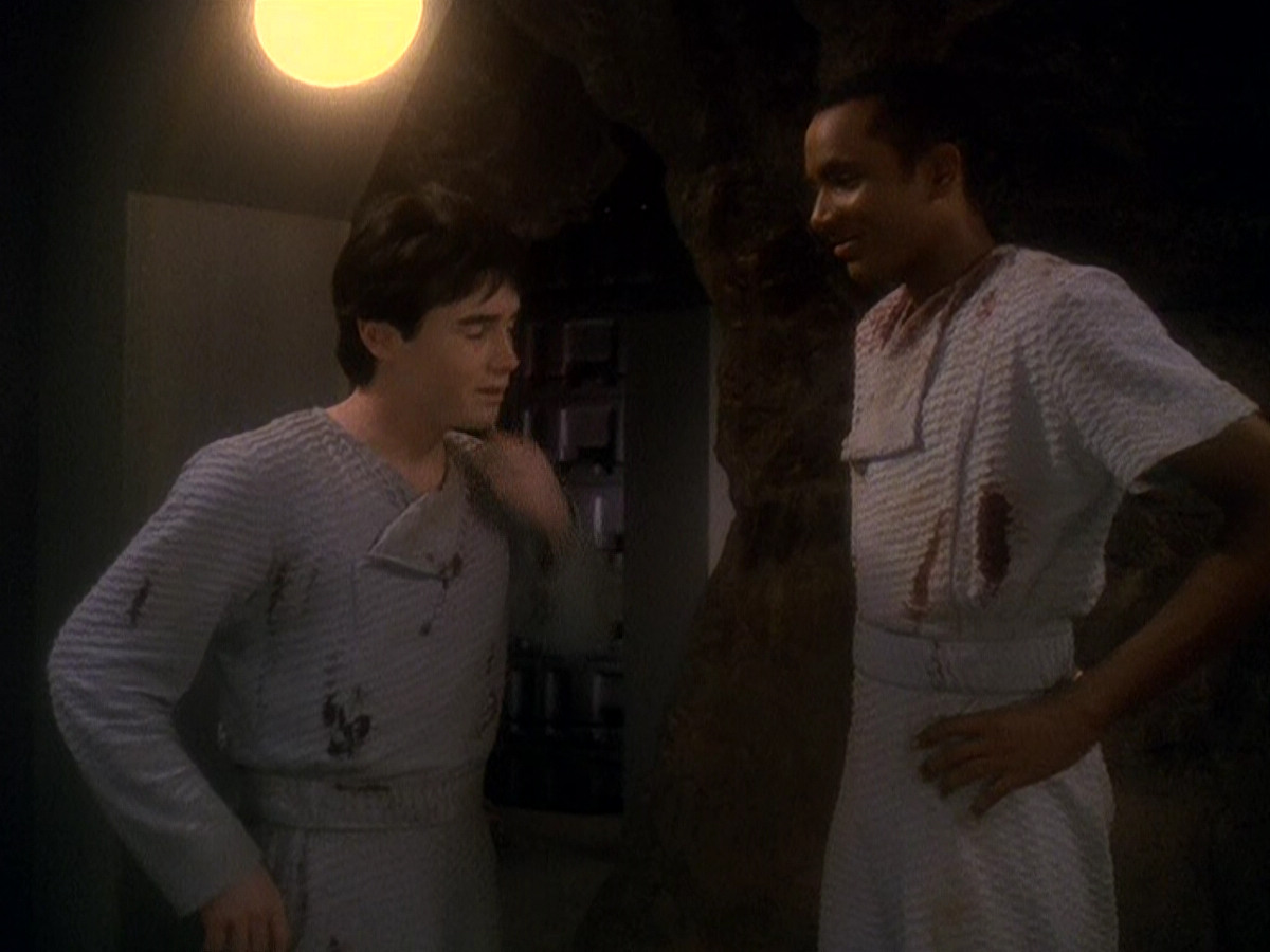 extant_StarTrek_DS9_5x04-NorTheBattleToTheStrong_01519.jpg