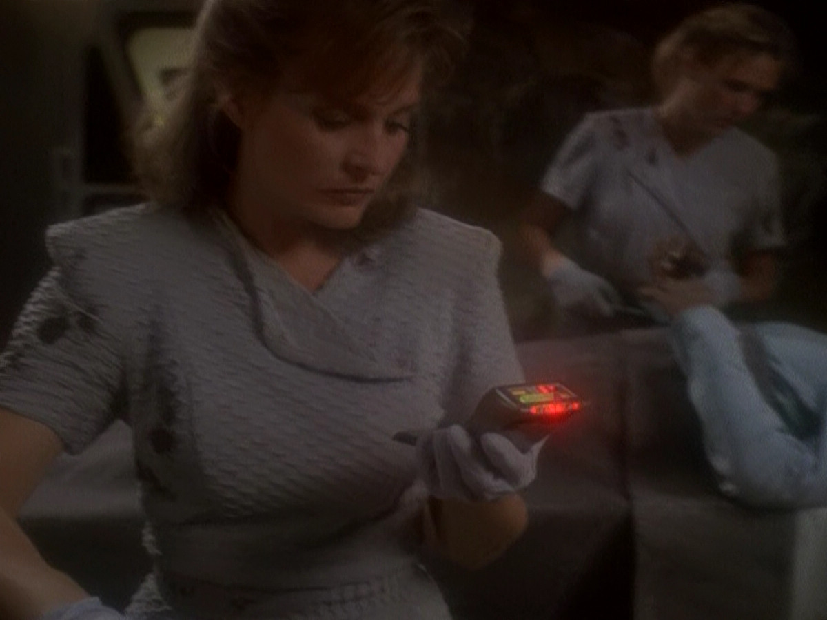 extant_StarTrek_DS9_5x04-NorTheBattleToTheStrong_01533.jpg