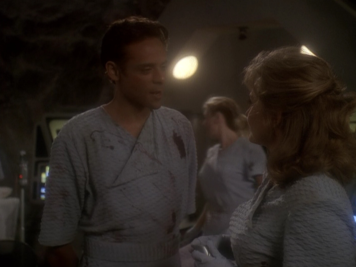 extant_StarTrek_DS9_5x04-NorTheBattleToTheStrong_01555.jpg