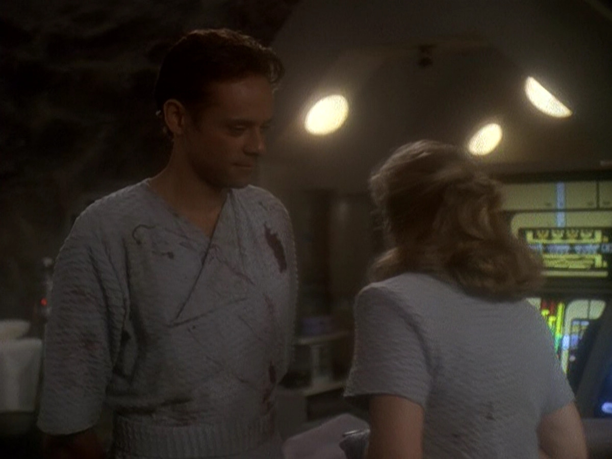 extant_StarTrek_DS9_5x04-NorTheBattleToTheStrong_01566.jpg