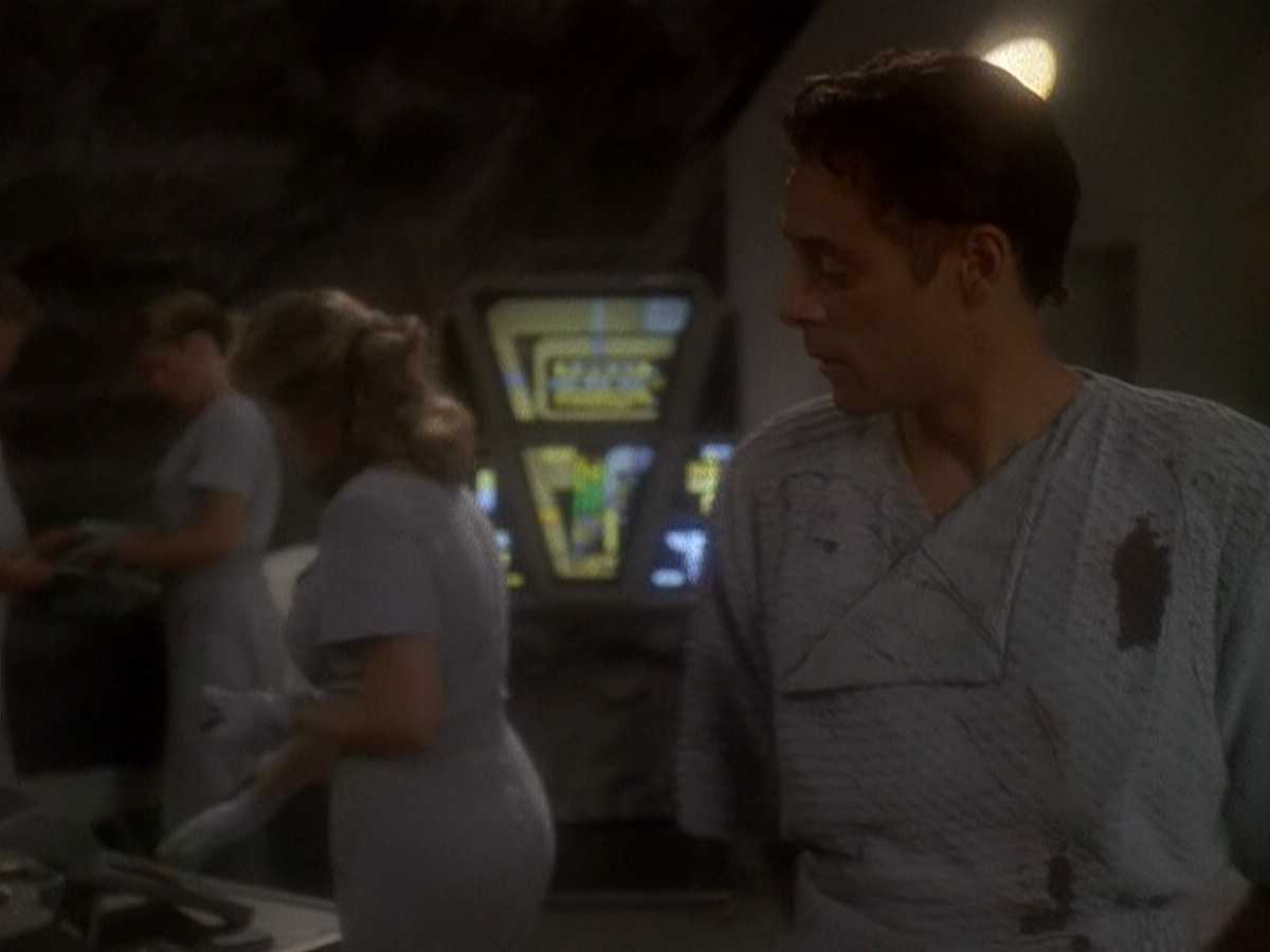 extant_StarTrek_DS9_5x04-NorTheBattleToTheStrong_01569.jpg