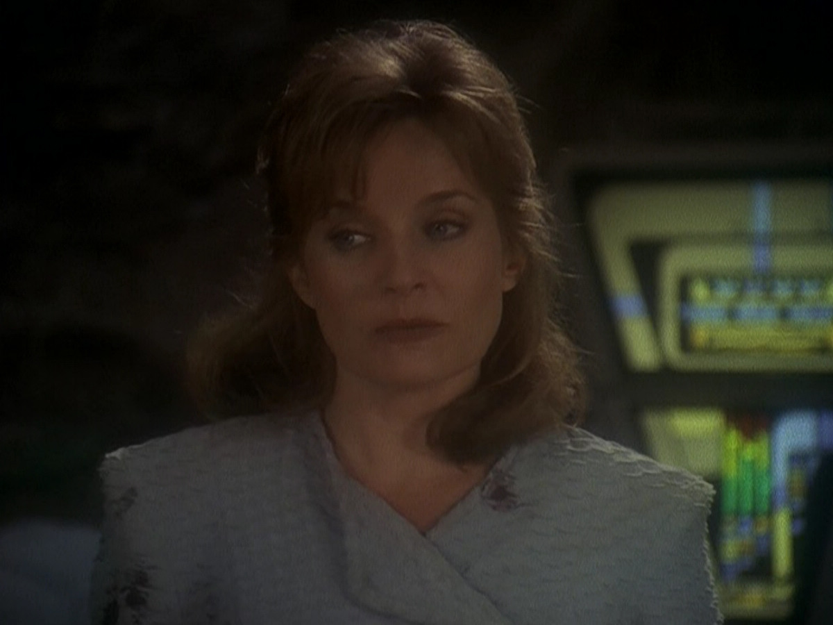 extant_StarTrek_DS9_5x04-NorTheBattleToTheStrong_01601.jpg