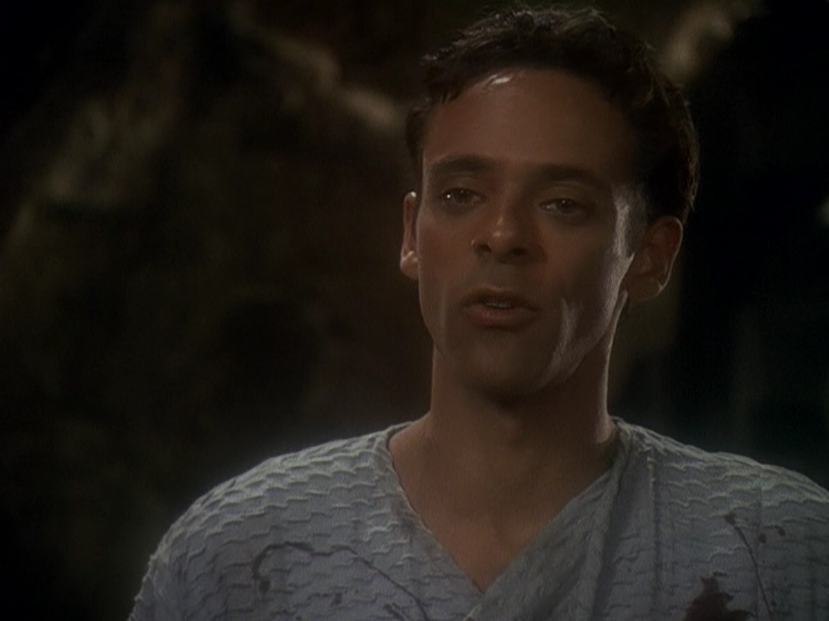 extant_StarTrek_DS9_5x04-NorTheBattleToTheStrong_01619.jpg