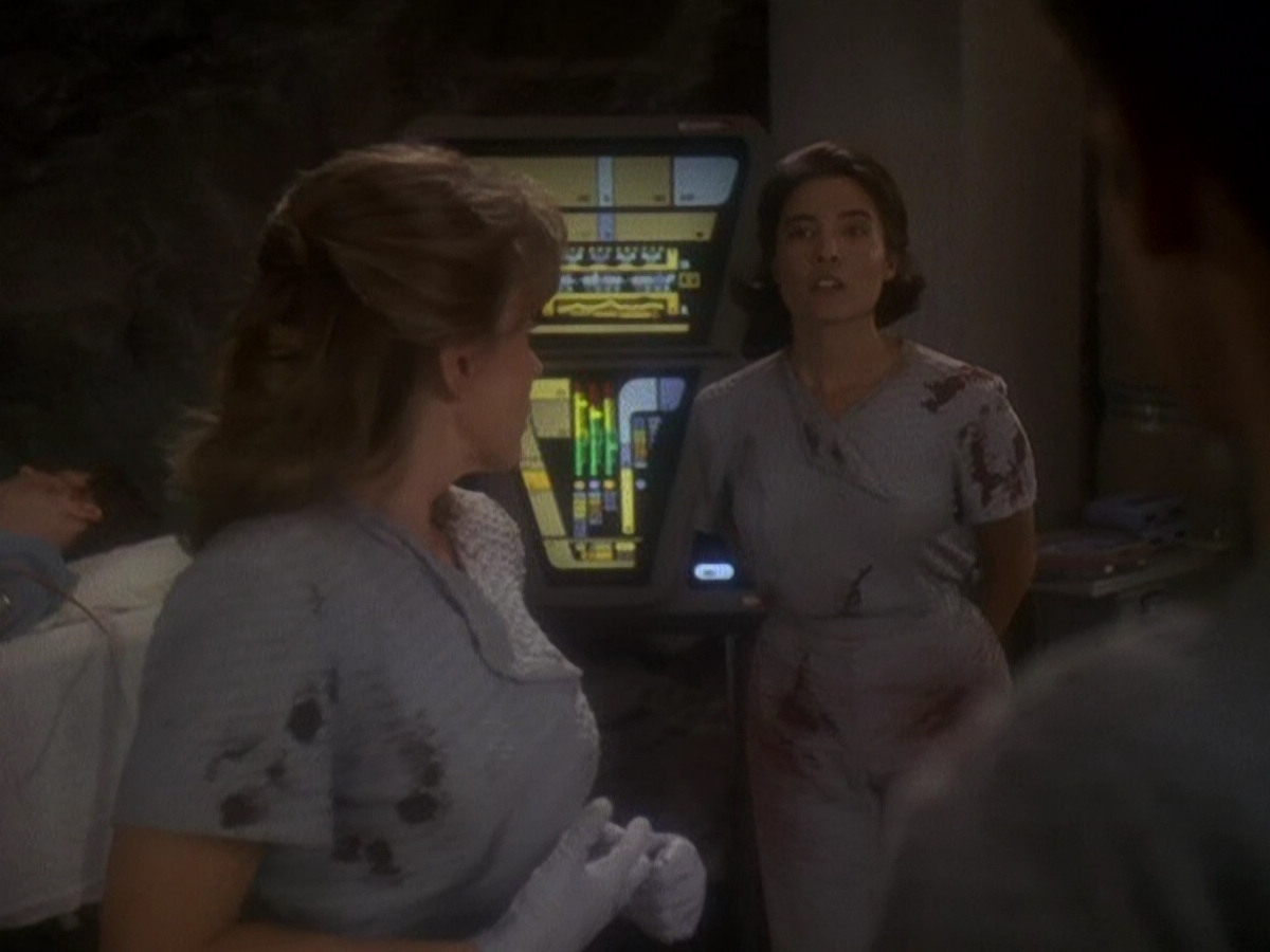 extant_StarTrek_DS9_5x04-NorTheBattleToTheStrong_01636.jpg