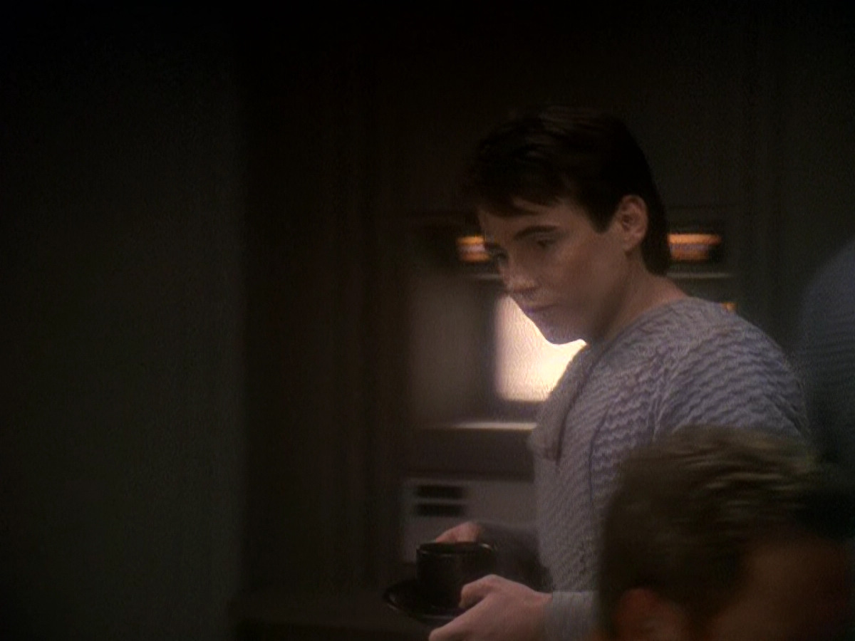 extant_StarTrek_DS9_5x04-NorTheBattleToTheStrong_01655.jpg