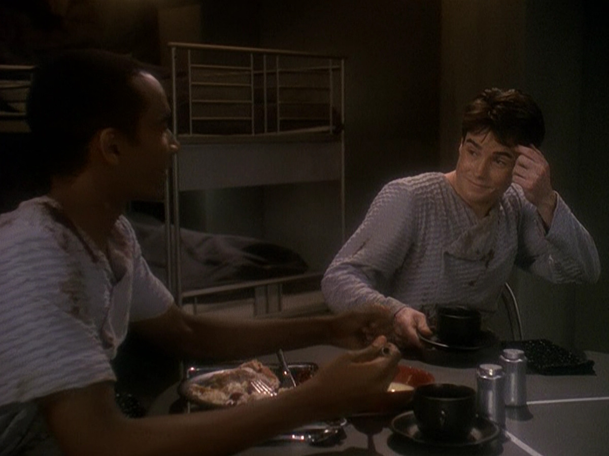 extant_StarTrek_DS9_5x04-NorTheBattleToTheStrong_01661.jpg