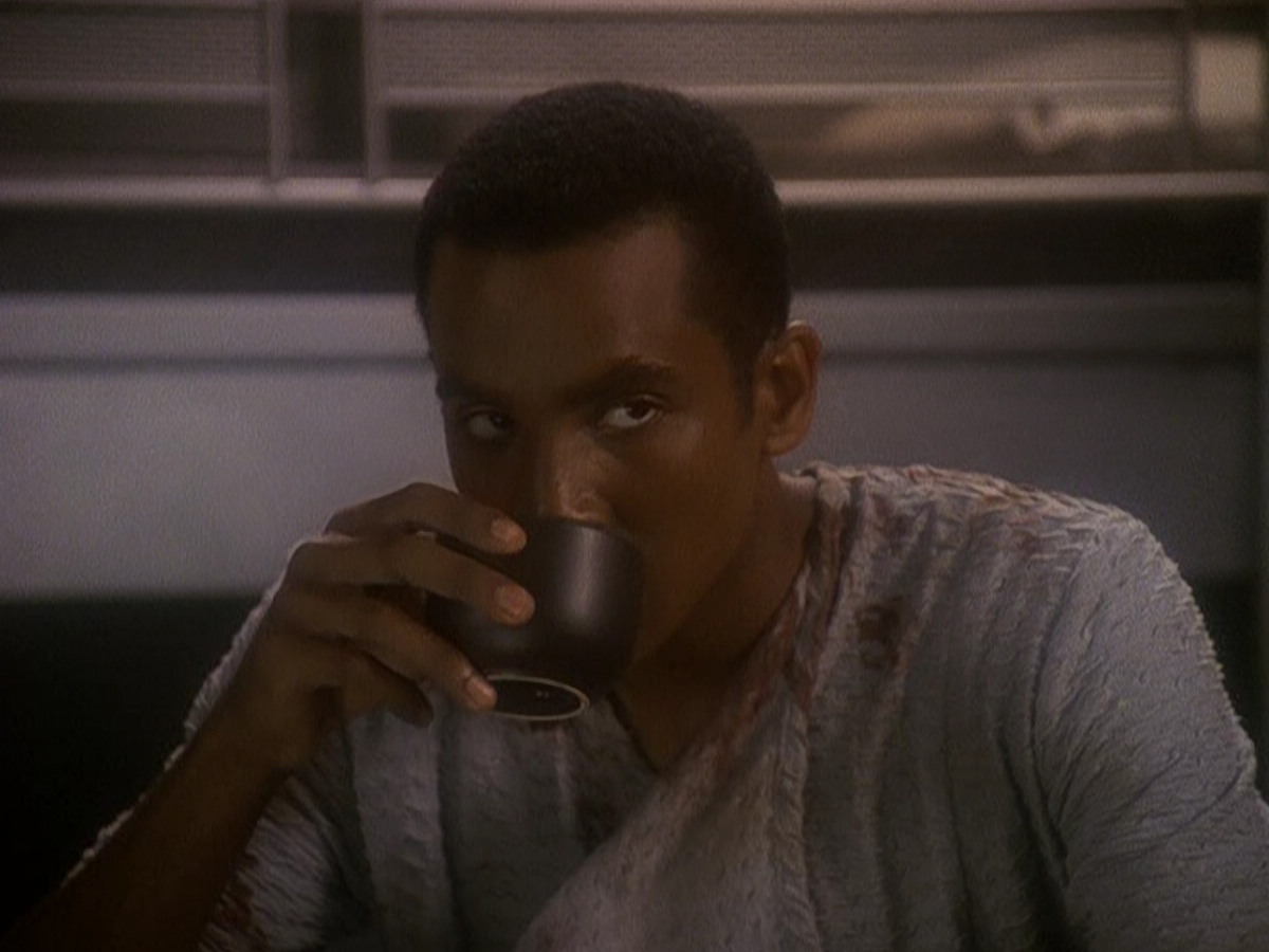 extant_StarTrek_DS9_5x04-NorTheBattleToTheStrong_01743.jpg