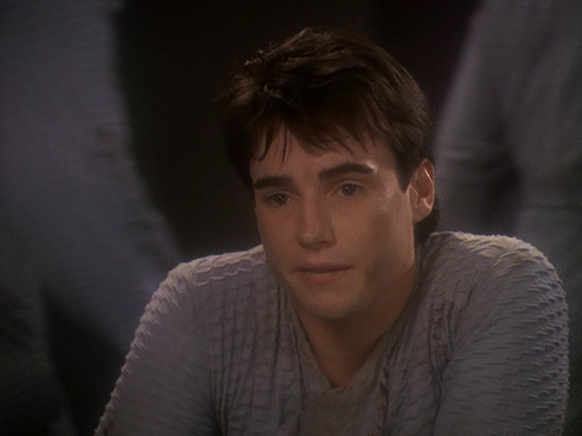 extant_StarTrek_DS9_5x04-NorTheBattleToTheStrong_01750.jpg