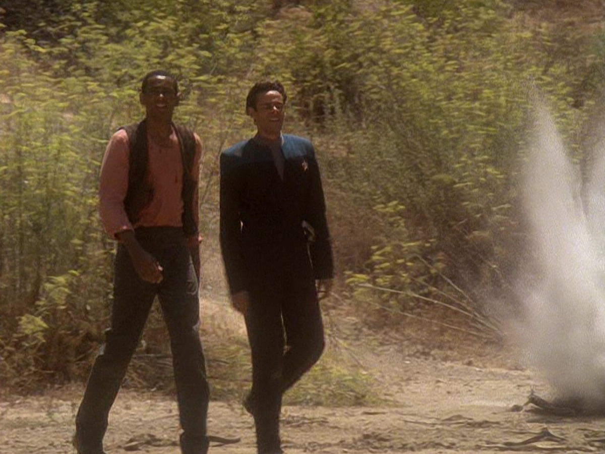extant_StarTrek_DS9_5x04-NorTheBattleToTheStrong_01932.jpg