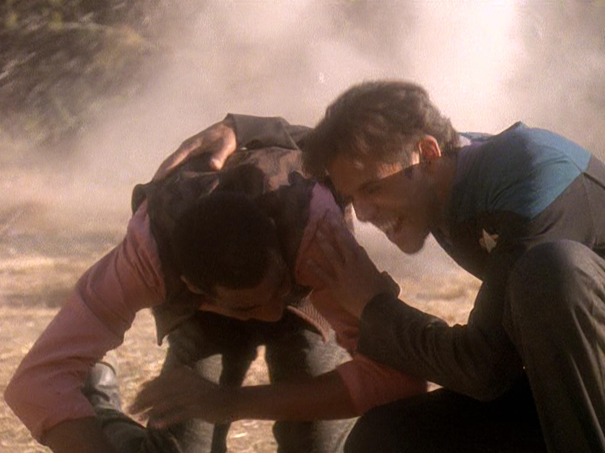 extant_StarTrek_DS9_5x04-NorTheBattleToTheStrong_01938.jpg