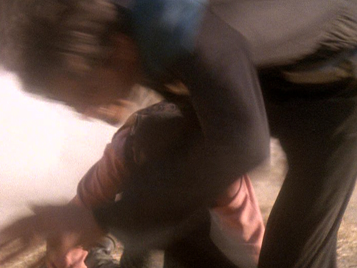 extant_StarTrek_DS9_5x04-NorTheBattleToTheStrong_01941.jpg