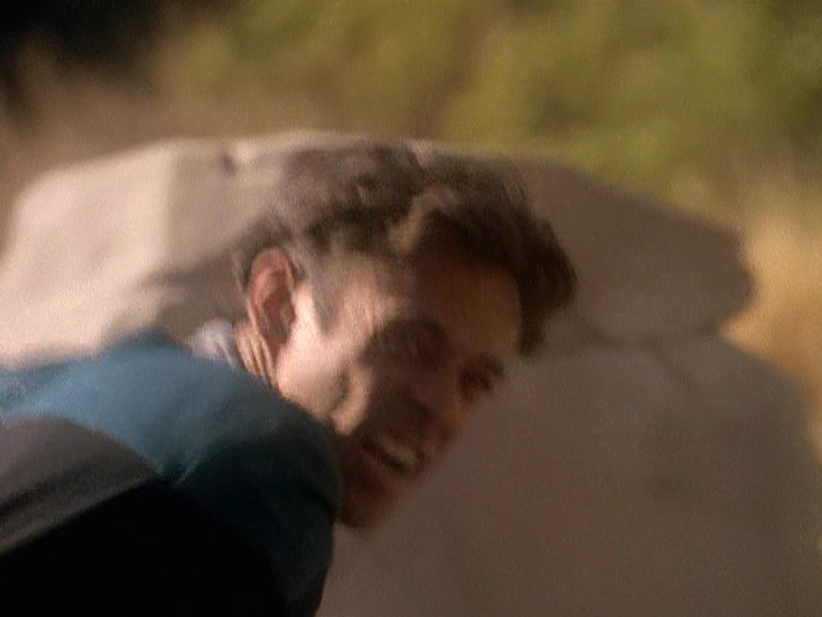 extant_StarTrek_DS9_5x04-NorTheBattleToTheStrong_01969.jpg
