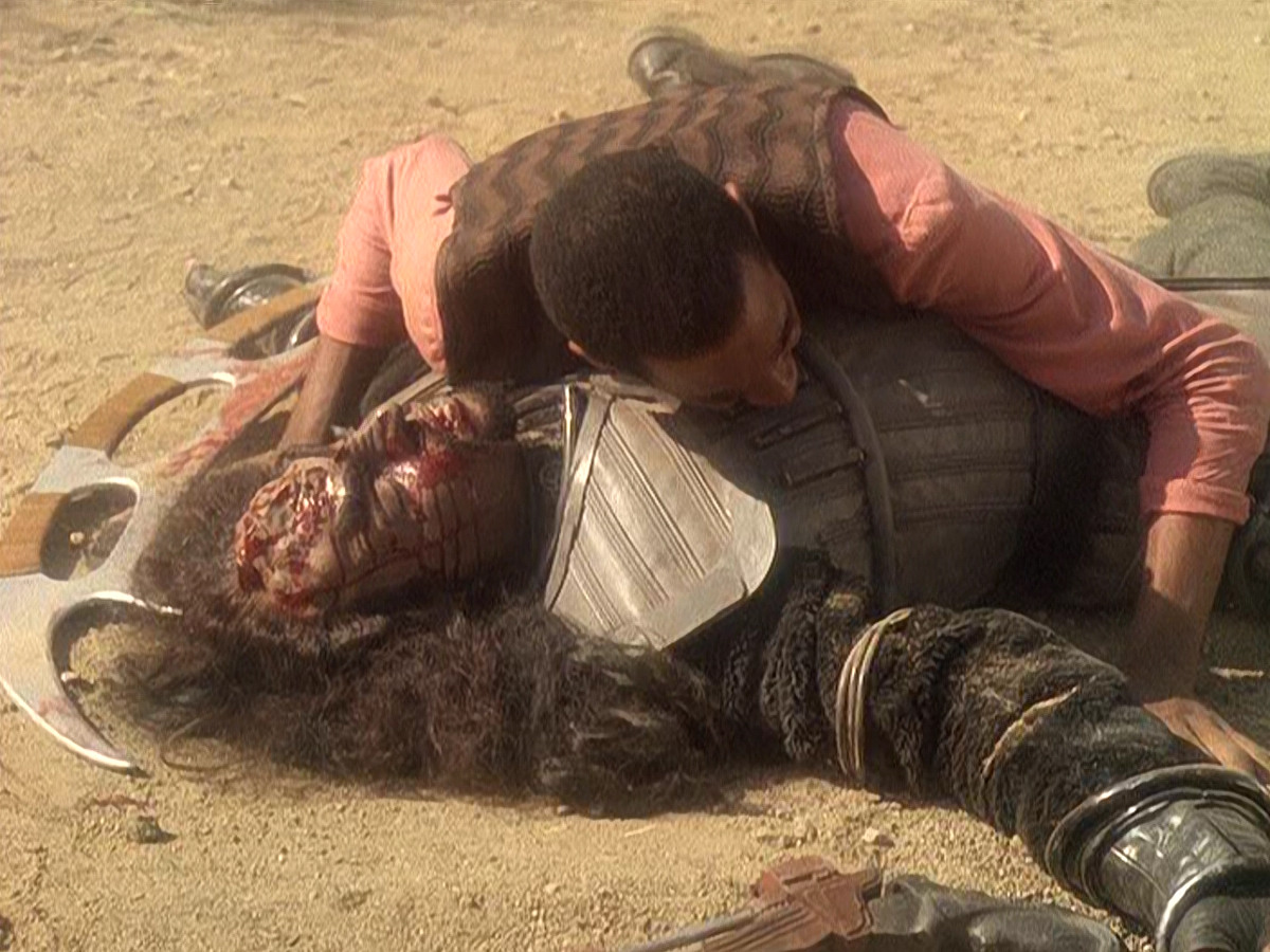 extant_StarTrek_DS9_5x04-NorTheBattleToTheStrong_02021.jpg