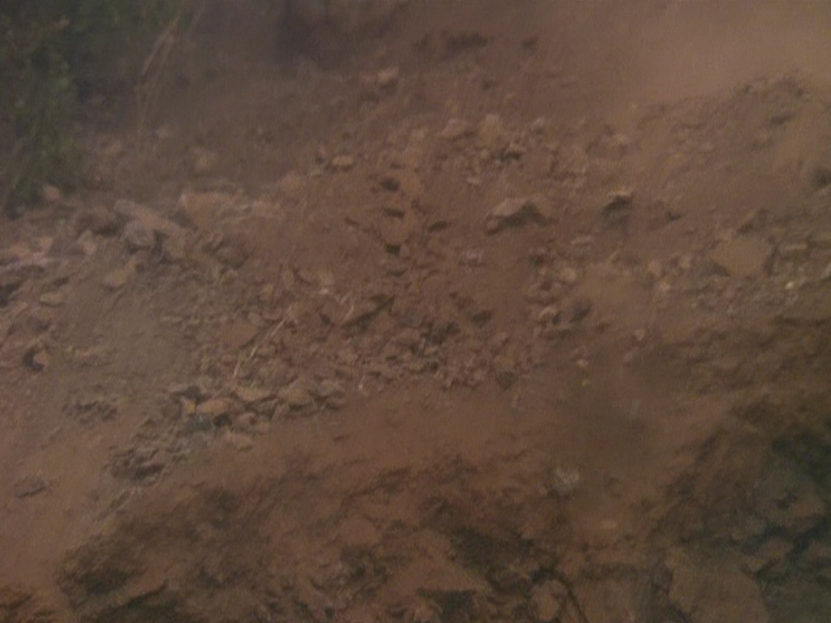 extant_StarTrek_DS9_5x04-NorTheBattleToTheStrong_02070.jpg