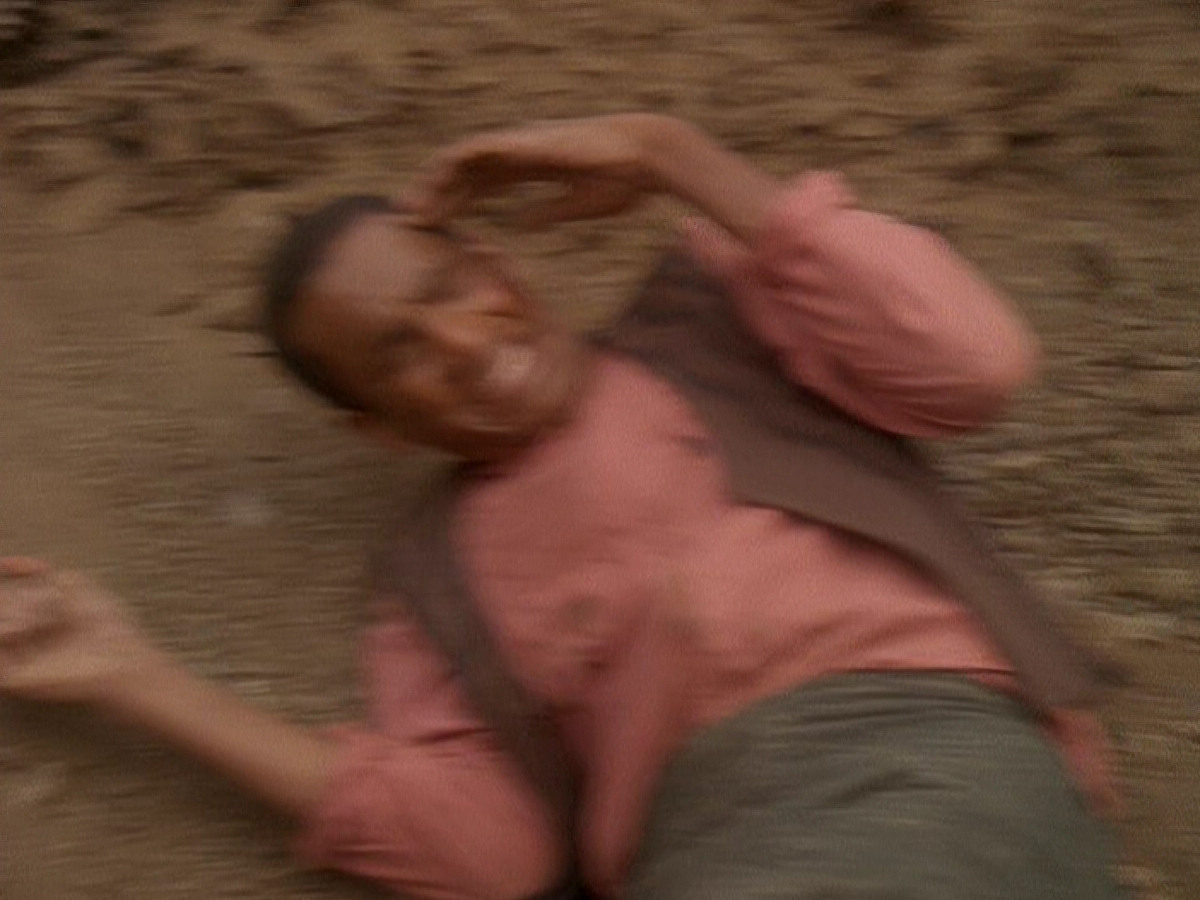 extant_StarTrek_DS9_5x04-NorTheBattleToTheStrong_02081.jpg