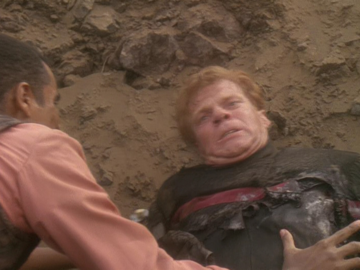 extant_StarTrek_DS9_5x04-NorTheBattleToTheStrong_02117.jpg