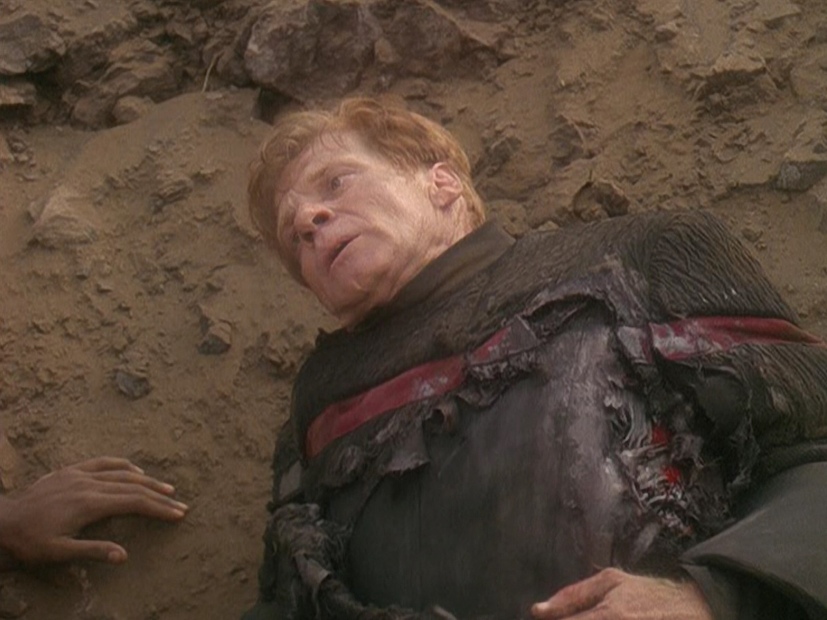 extant_StarTrek_DS9_5x04-NorTheBattleToTheStrong_02131.jpg