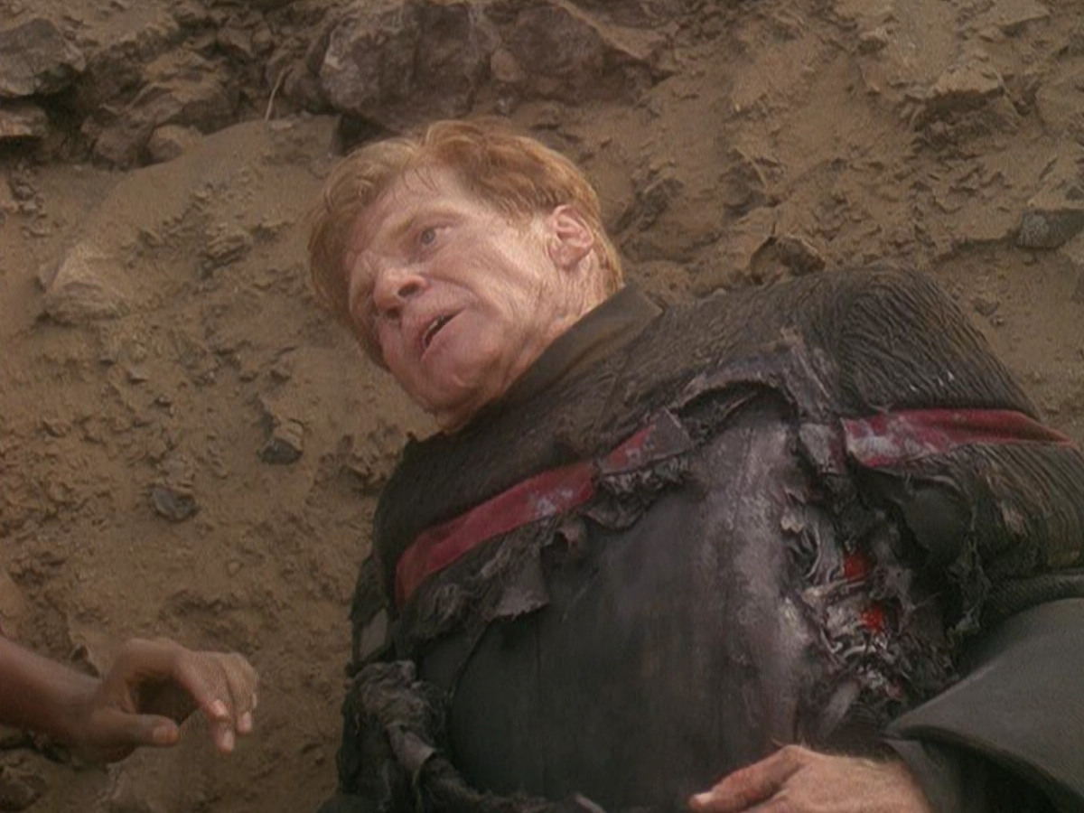 extant_StarTrek_DS9_5x04-NorTheBattleToTheStrong_02132.jpg