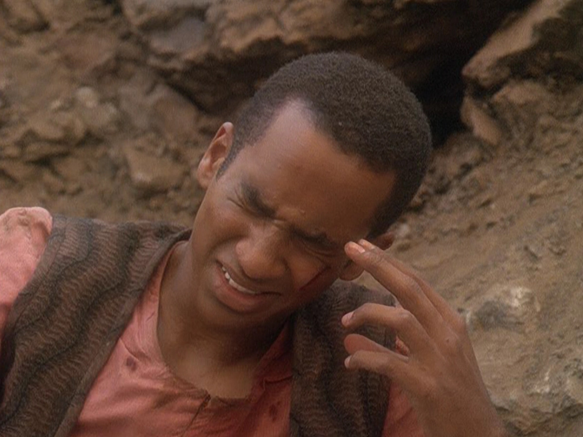 extant_StarTrek_DS9_5x04-NorTheBattleToTheStrong_02135.jpg