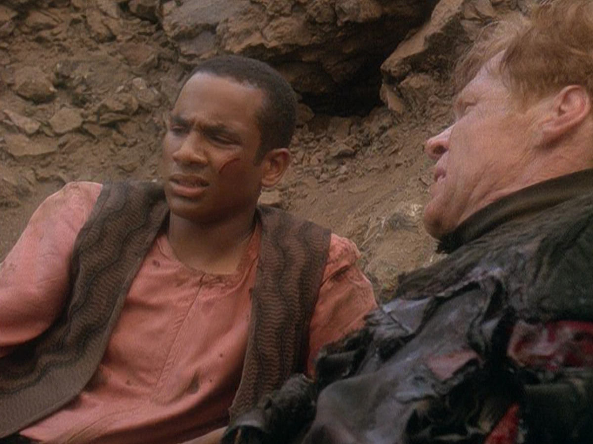 extant_StarTrek_DS9_5x04-NorTheBattleToTheStrong_02154.jpg