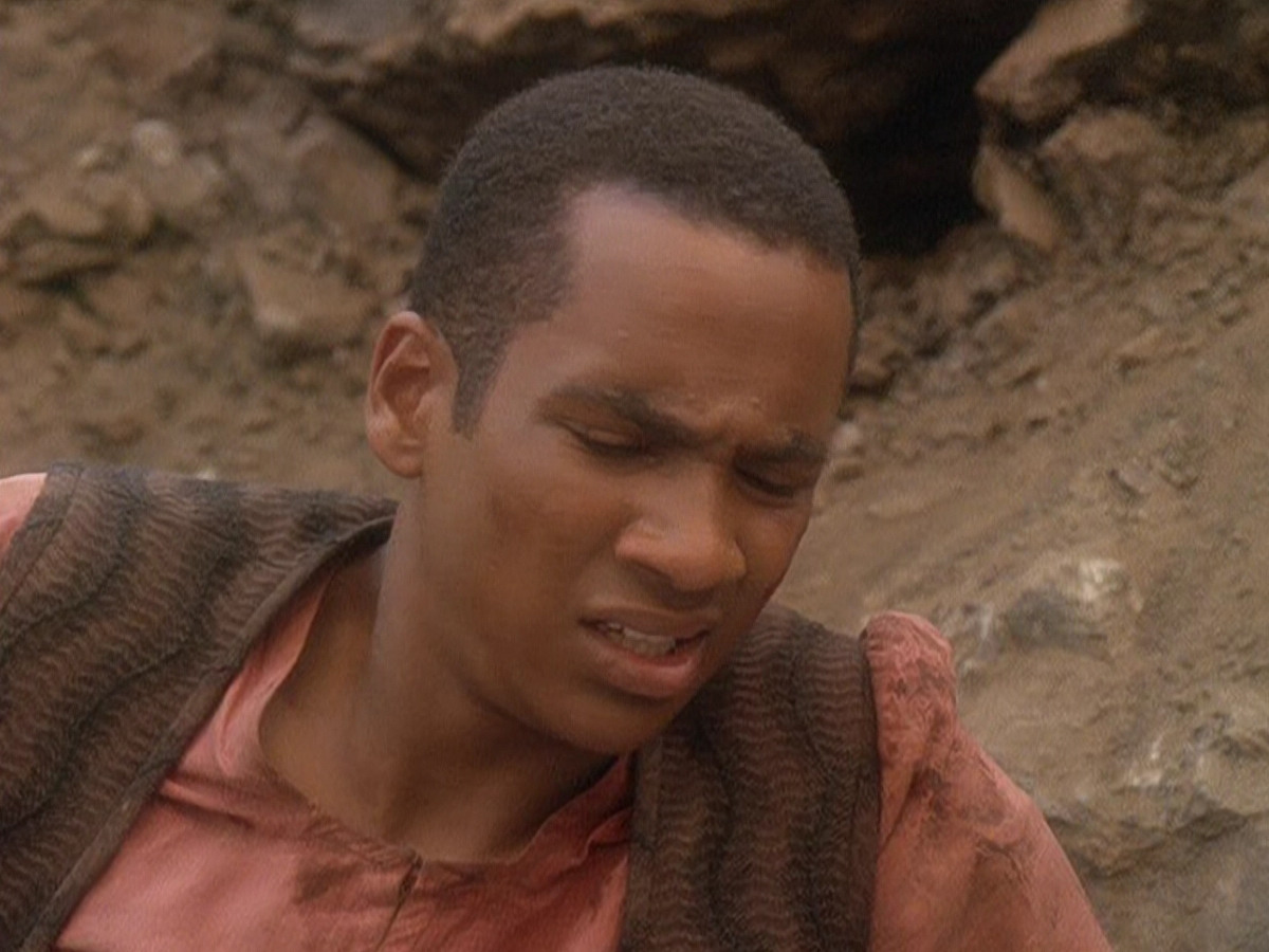 extant_StarTrek_DS9_5x04-NorTheBattleToTheStrong_02161.jpg