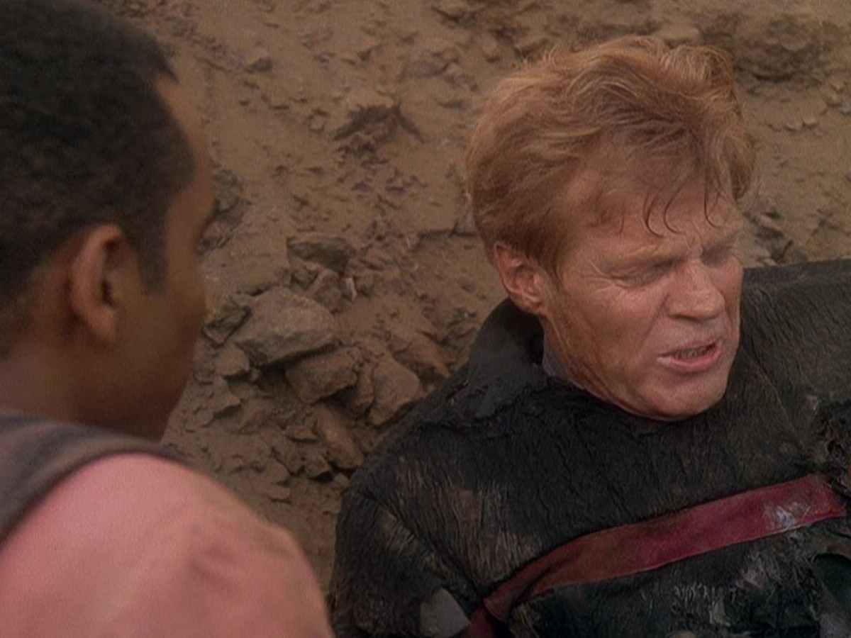 extant_StarTrek_DS9_5x04-NorTheBattleToTheStrong_02206.jpg