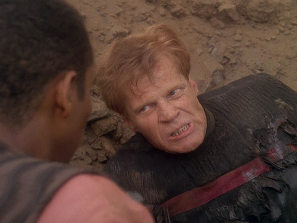 extant_StarTrek_DS9_5x04-NorTheBattleToTheStrong_02212.jpg